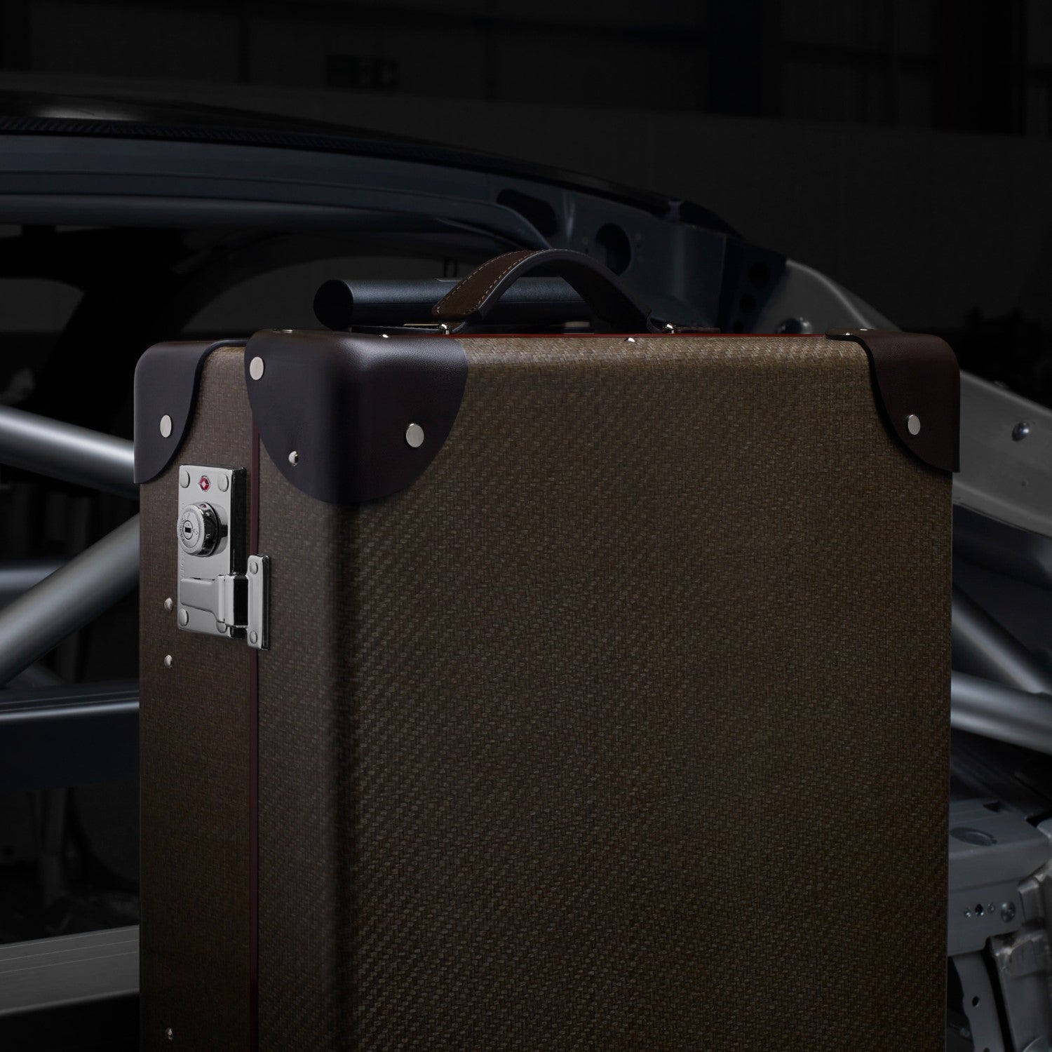 Carbon Fibre · Carry-On - 4 Wheels | Carbon Flax/Graphite - GLOBE-TROTTER