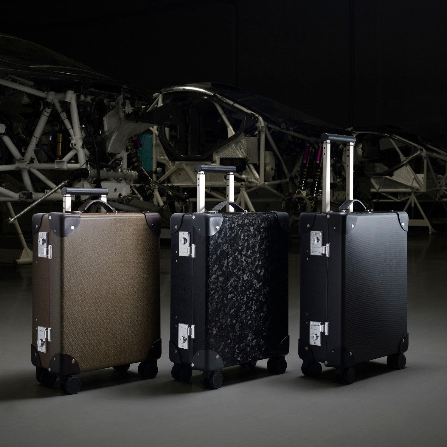 Carbon Fibre · Carry-On - 4 Wheels | Carbon Flax/Graphite - GLOBE-TROTTER