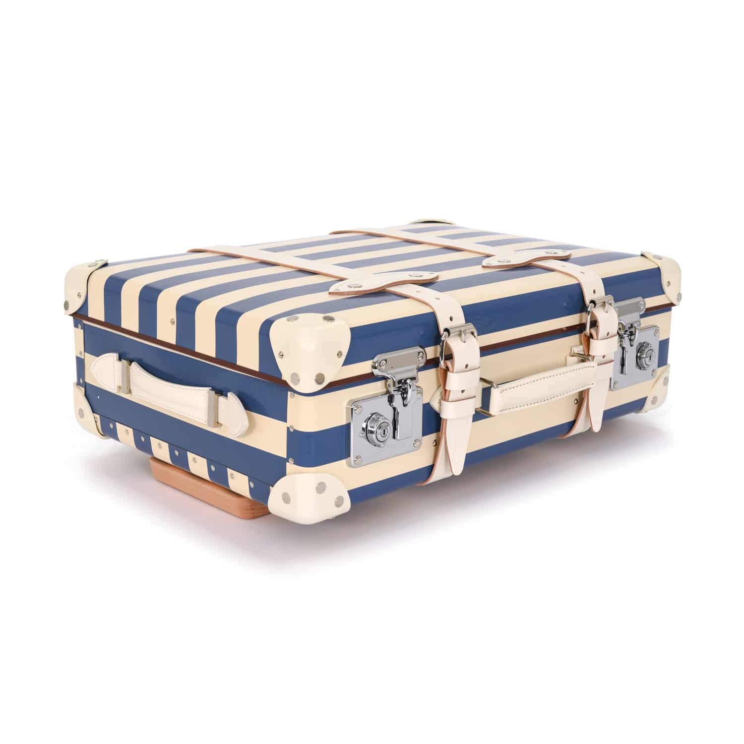 Riviera · Carry-On - 2 Wheels | Ocean Blue/Ivory Stripe/Ivory - Outlet